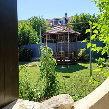 La Du Bourg Neuf Douvaine