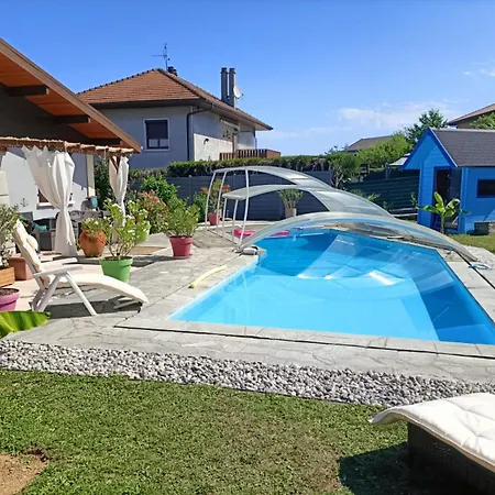 La Du Bourg Neuf Villa